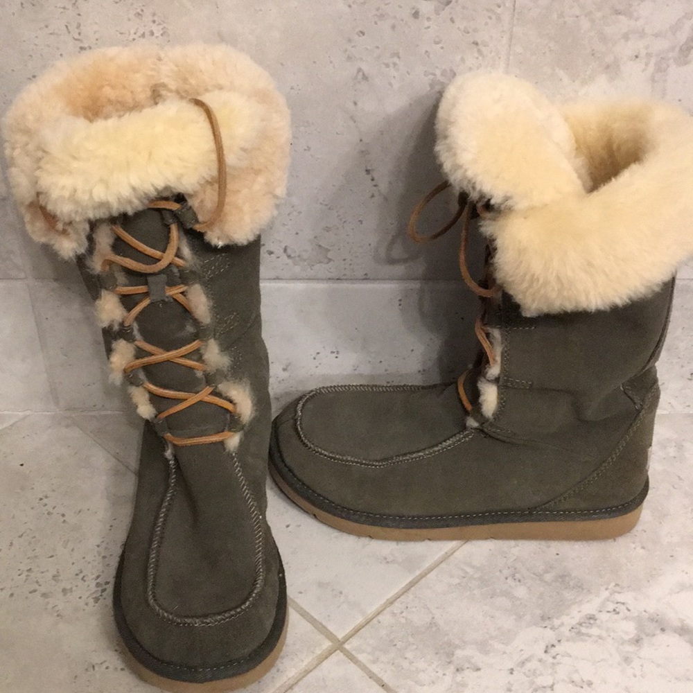 UGGS